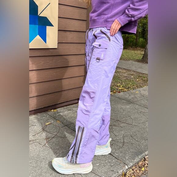 Free People FP Movement Moonbeam Cargo Pant Lilac Purple Womens Size Medium NWT - Picture 2 of 11